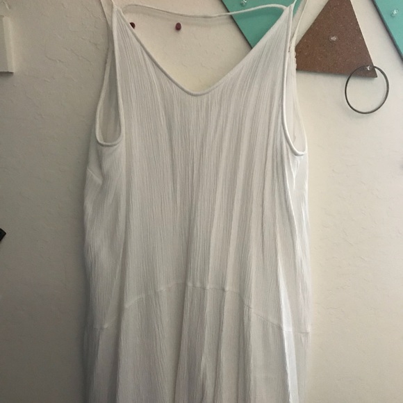 Size large white tunic - Picture 2 of 2